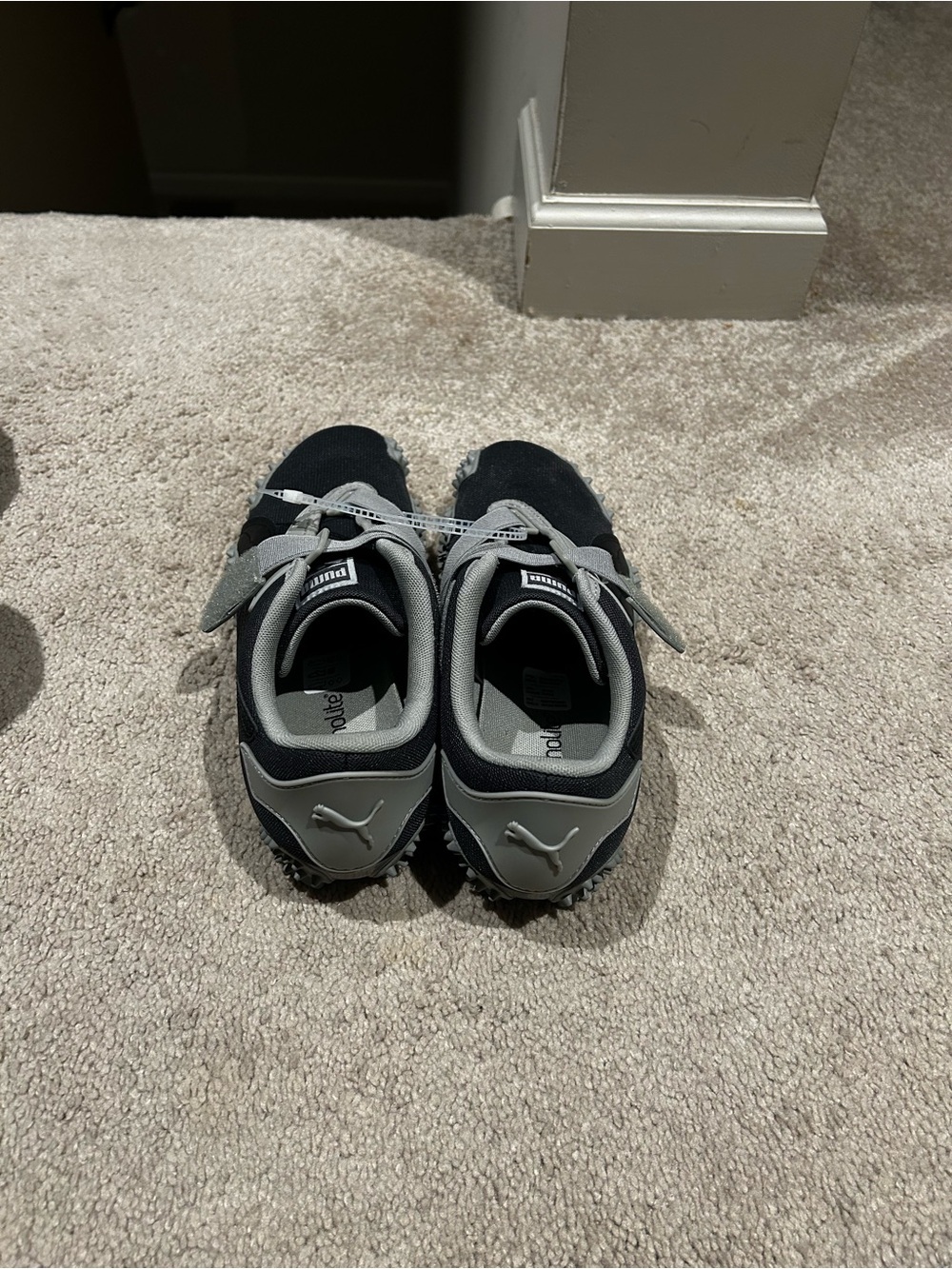 Puma Men's Black and Gray Athletic Sneakers